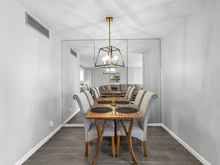 2200 NE 33rd Ave #3E — Photo 8