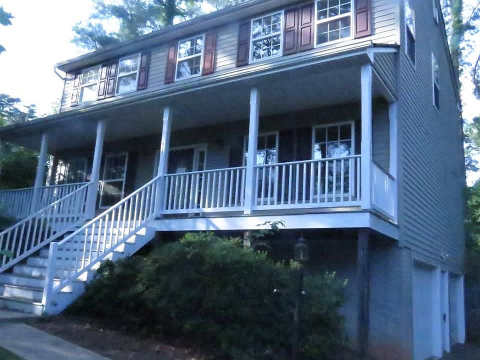 2nd image of 931 Jefferson Dr