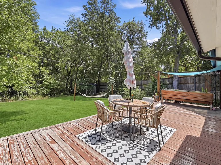 10355 Baronne Cir — Photo 5
