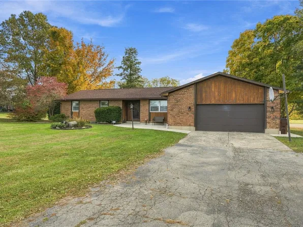 12223 Troy Rd, New Carlisle, OH 45344