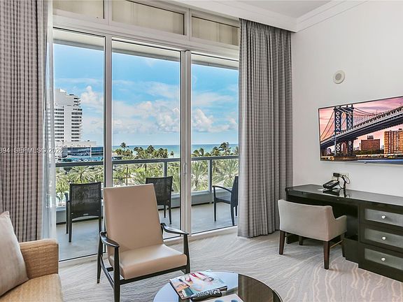 5th image of 4391 Collins Ave #506/507