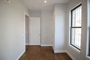 Rented by Empire Deeds LLC 