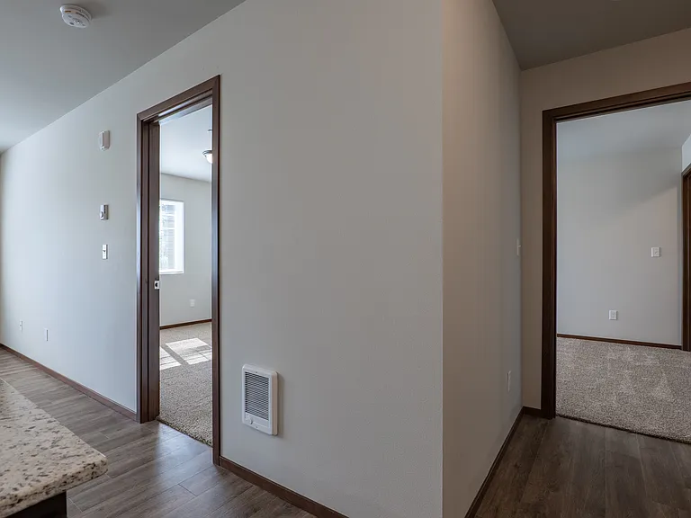 Remington Place Apartments — Photo 28