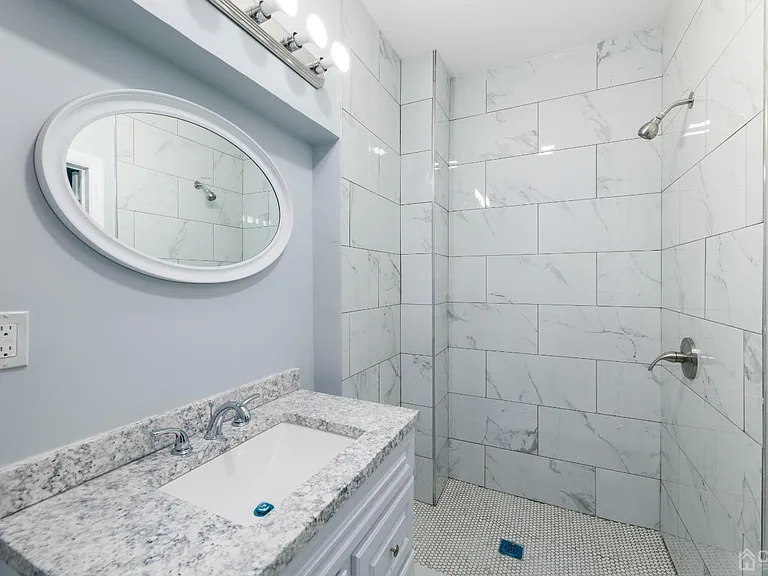 80 Heald St — Photo 9