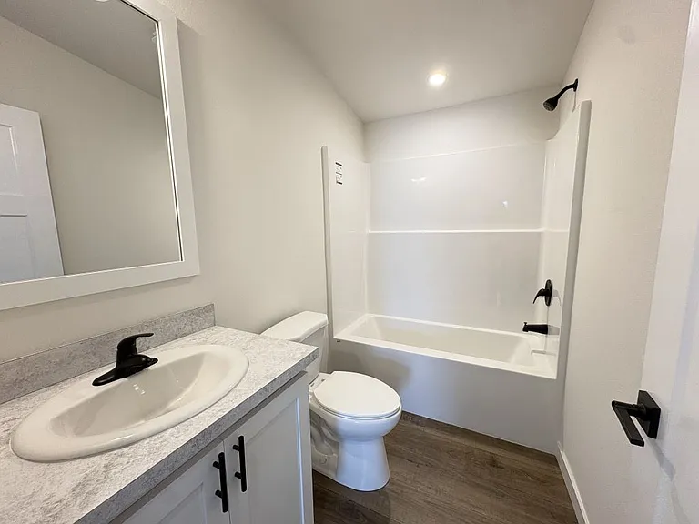 13640 SE Highway 212 #127 — Photo 8