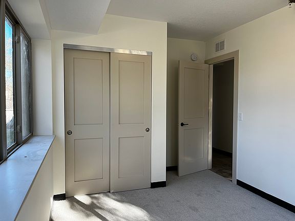 4th image of 480 8th St W #101