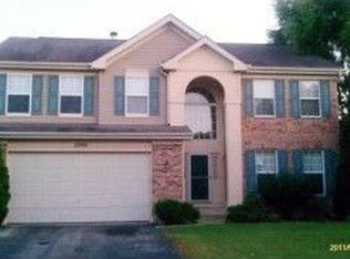 2090 School House Ln, Aurora, IL 60506