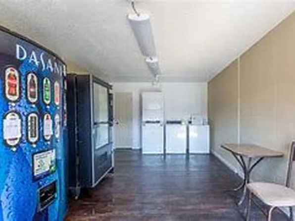 1 bed, 1.0 bath, 229 sqft, $780, (undisclosed Address), Rockaway Beach, MO 65740