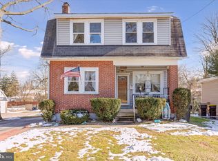 42 N Wakefield Rd, Norristown, PA 19403