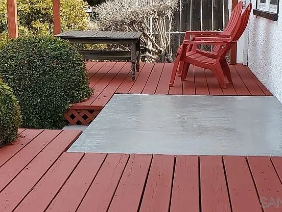 4th image of 4715-13 34th St