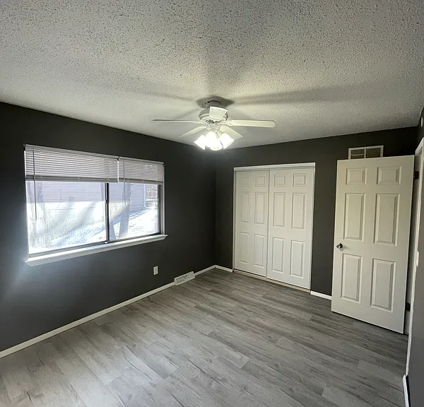 3211 Schuetzen Ln — Photo 1
