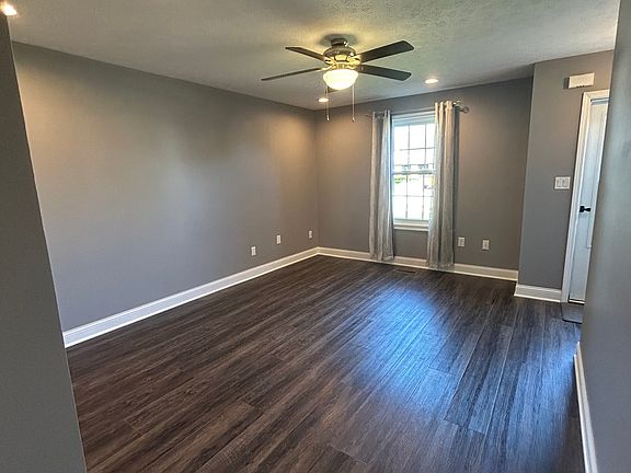 5th image of 1847 N Lakeman Ave