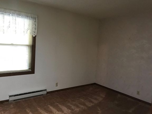 5th image of 1906 N 42nd Street Pl APT 2B