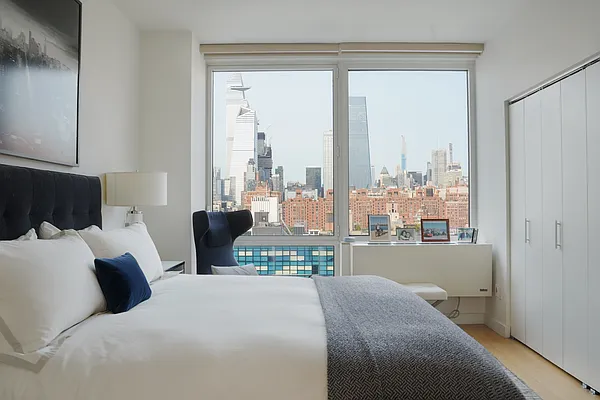 Rented by Compass | media 8