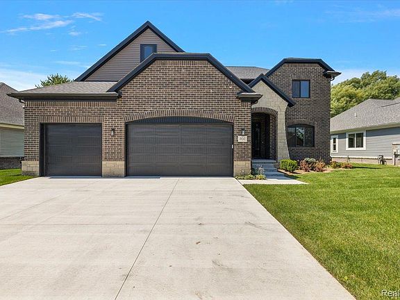 4th image of 49241 London Bridge Dr