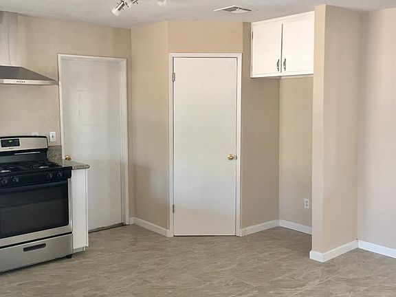 5th image of 9150 Quincy Ave