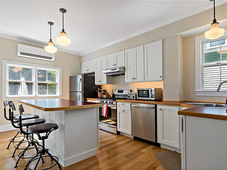 6 Gladding Ct #1 — Photo 10