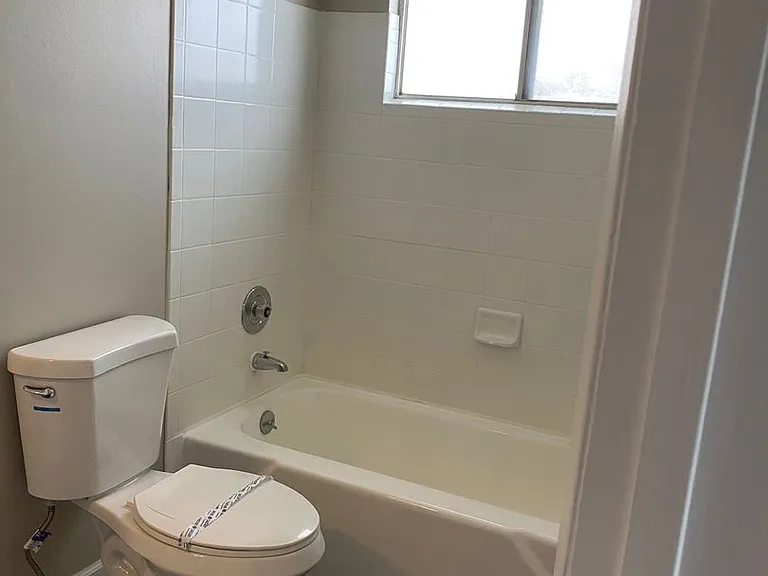 1365 Stardust St — Photo 2