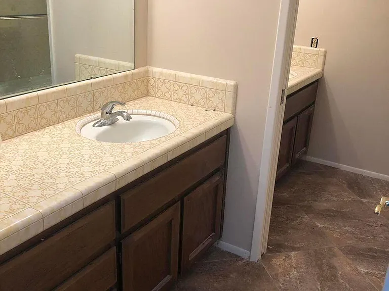 4800 E Mountain View Rd — Photo 19