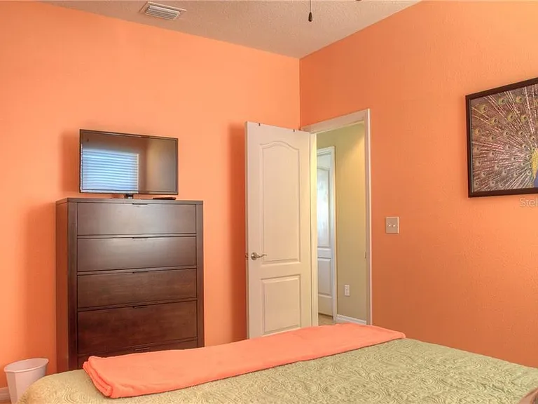 8525 Karpeal Dr — Photo 21