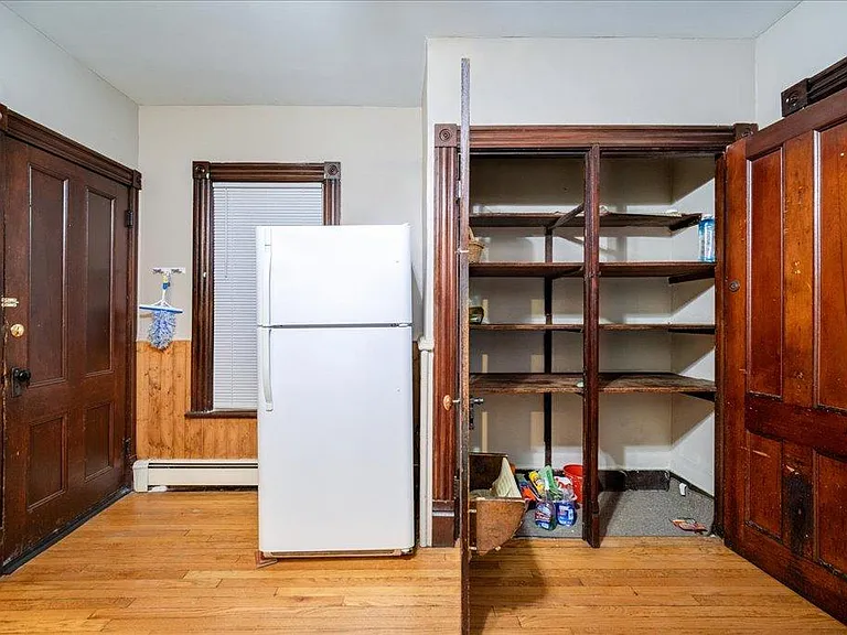 56 Lincoln Ave — Photo 20