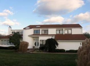 7 Jesse Way, Mount Sinai, NY