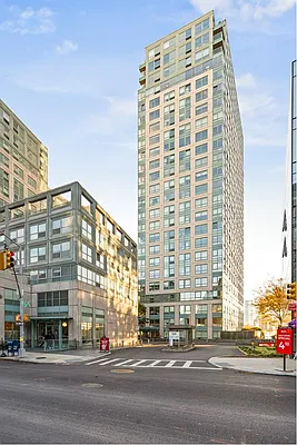 Rented by Douglas Elliman | media 15