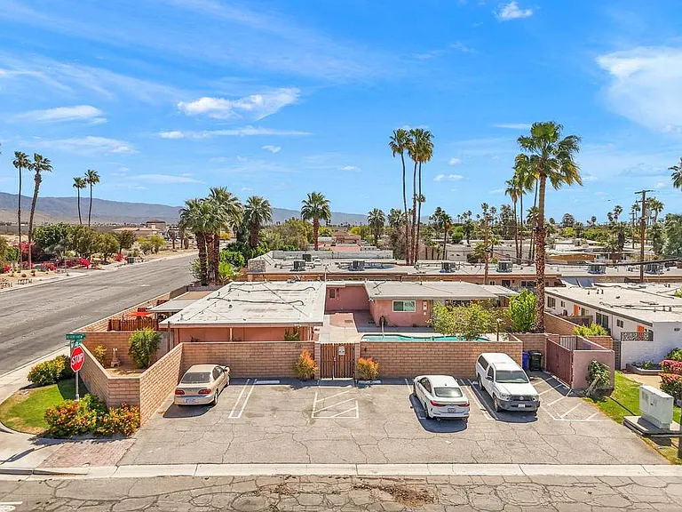 508 Desert View Dr #1 — Photo 24