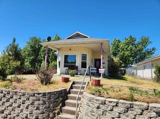 704 10th St, Clarkston, WA 99403