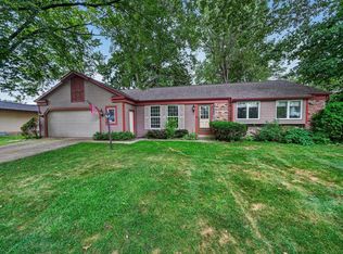 52088 Goldenrod Ln, Granger, IN 46530
