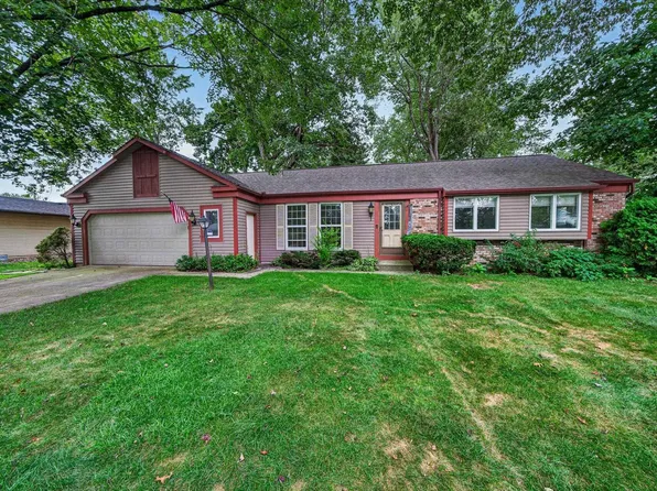 52088 Goldenrod Ln, Granger, IN 46530