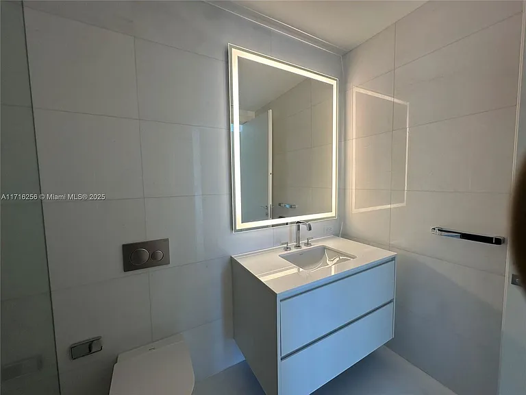 300 Biscayne Boulevard Way #4808 — Photo 16