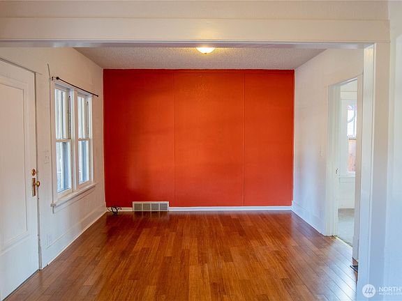 5th image of 615 1st Street