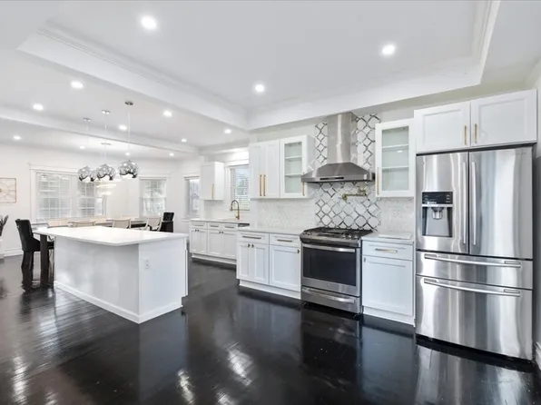 497 Prospect St, Methuen, MA 01844