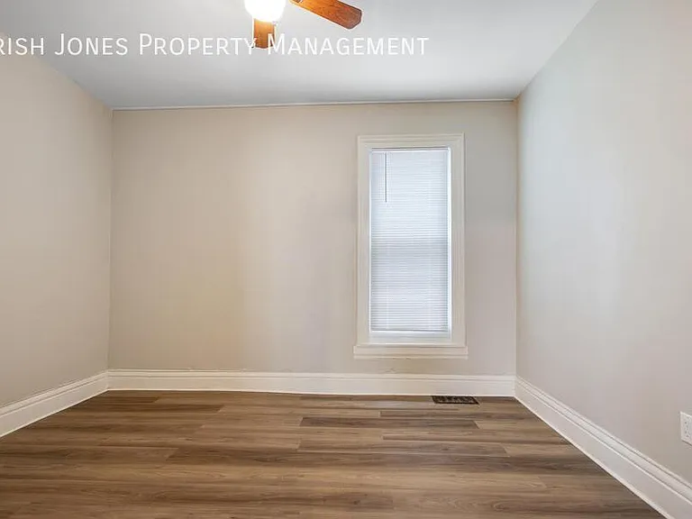 83 South St #LOWER — Photo 11