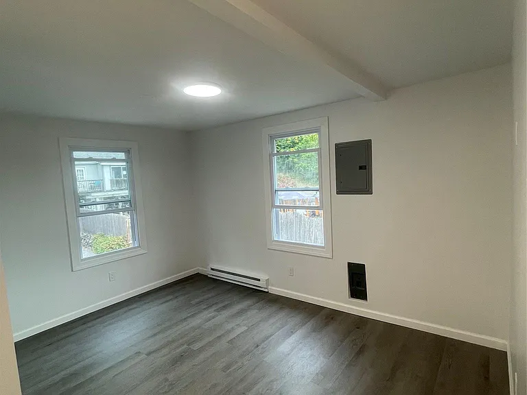 653 Jersey Ave #C — Photo 11