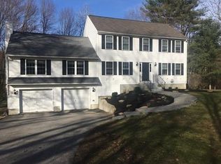 17 Mount Pleasant St, Oxford, MA 01540