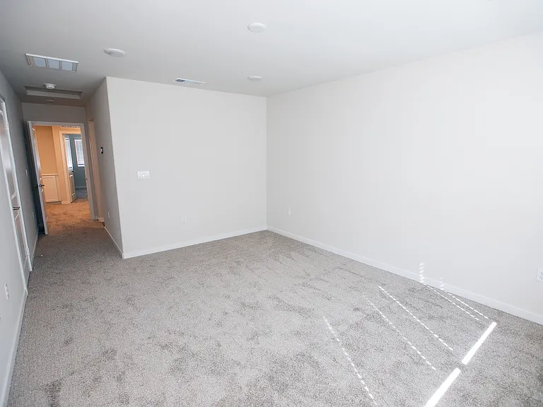 9538 Hannah Way — Photo 14