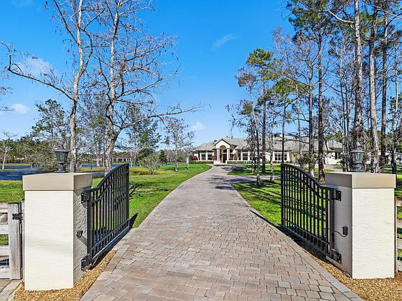 3rd image of 11581 Manatee Terrace
