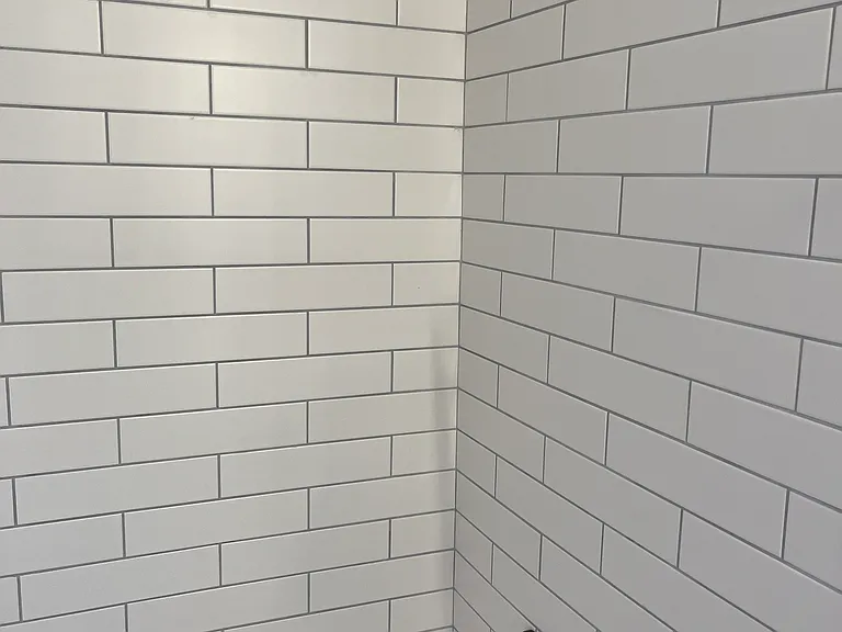 Upstairs bath/shower