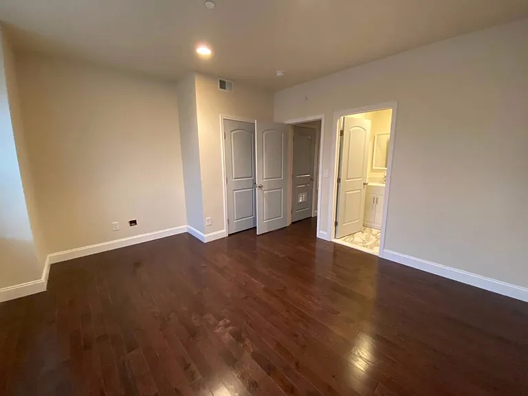 826 Reed St — Photo 6
