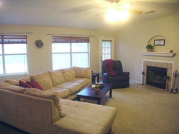 2nd image of 8129 Fox Chase Dr