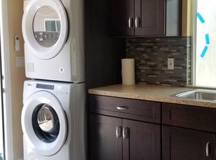 1596 1/2 Fitzgerald Rd, Simi Valley, CA 93065