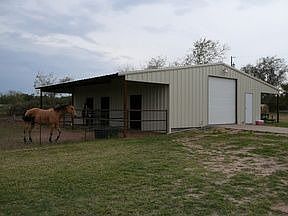 2nd image of 569 Woodland Dr