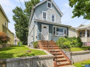 510 9th St, Carlstadt, NJ 07072