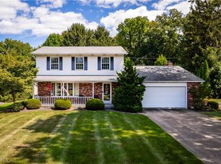 6333 Juniper Dr, Amherst, OH 44001