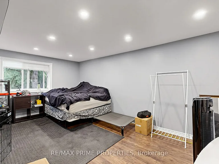 19108 Centre St #3 — Photo 11