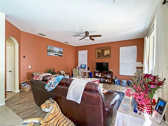 5th image of 8178 Silver Birch Way