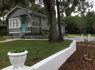 351 E 10th Ave, Mount Dora, FL 32757