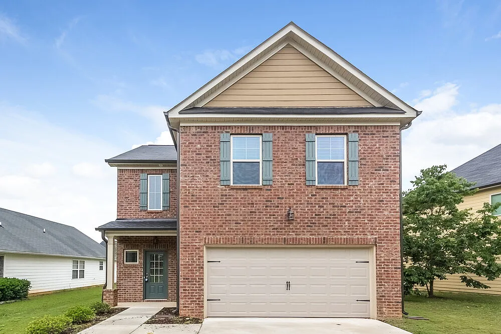 3 bed, 2.5 bath, 1920 sqft, $2,300 — Photo 1